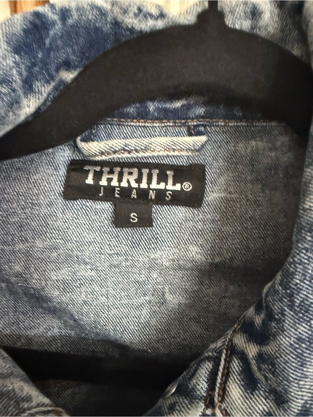 Thrill Jeans Distressed Cropped Denim Jacket Rhinestone Fringe Small - Picture 3 of 5